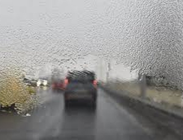 Nemcsak a köd, az ónos eső is nehezíti a napunk              