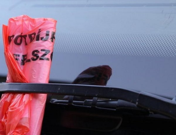 Szabálytalan parkolás – Jelentős a büntetések összege               