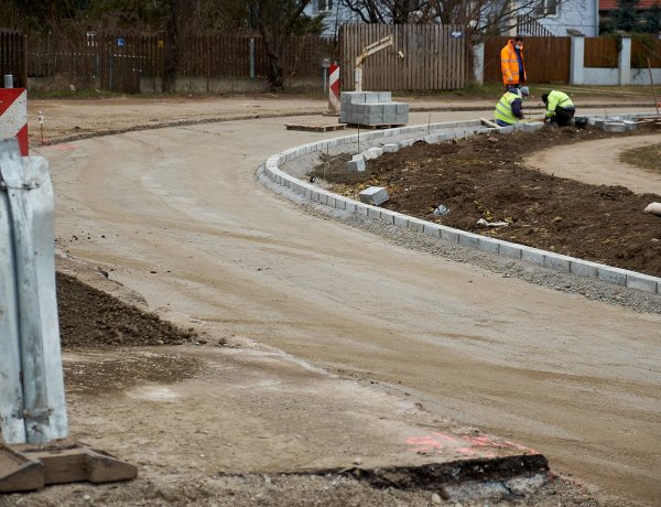 Megújul az Orgona utca – Jól halad a felújítás a Kertvárosban