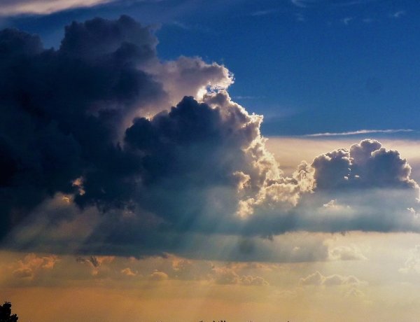 Országos Meteorológiai Szolgálat: felemás időjárás várható     