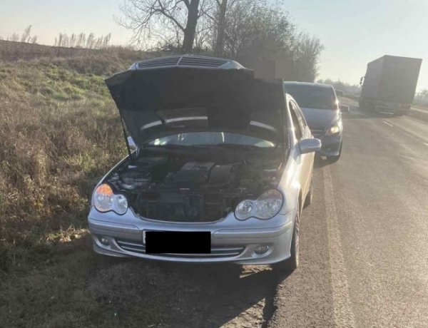 A járművezető és a jármű sem rendelkezett a közlekedéshez szükséges engedélyekkel