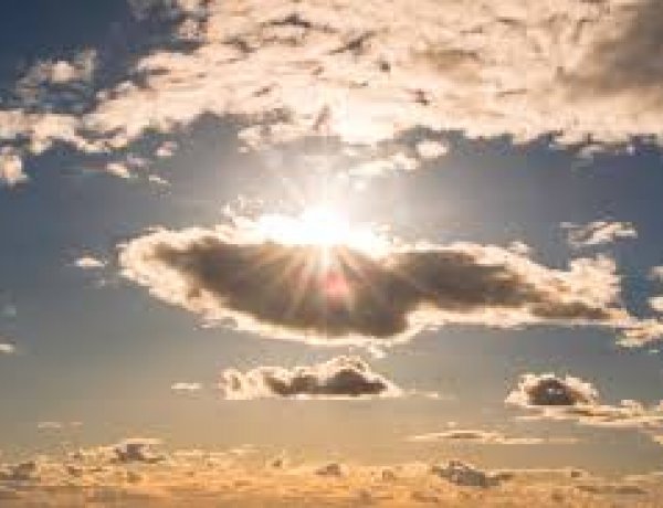 Országos Meteorológiai Intézet: ha szerencsénk lesz, ma látjuk a napot