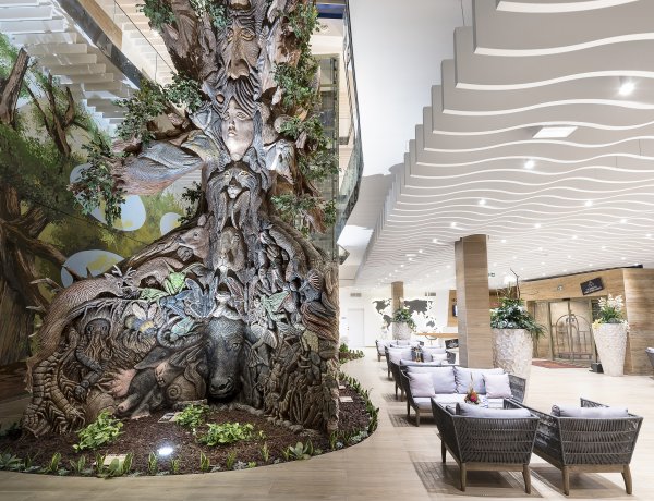 Az év legjobb szálláshelye lett a Hotel Pangea                      