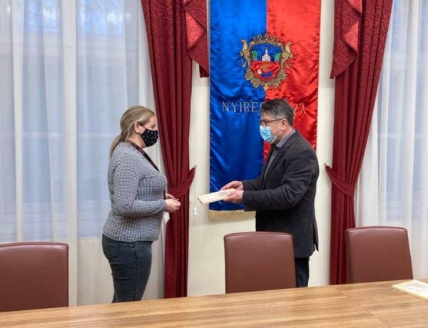 Zárul az önkormányzati, családbarát munkahelyek kialakítására irányuló projekt  