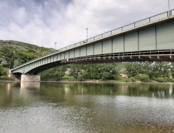 A megbontott szakasz felújítási munkálatai elkészültek a tokaji Tisza-hídon