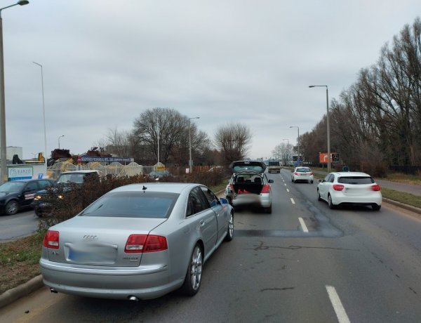 Hármas karambol történt a 41-esen, jelentős anyagi kár keletkezett