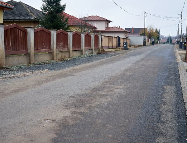 Várják a lakóközösségek jelentkezését az önkormányzatnál az útaszfaltozási programra