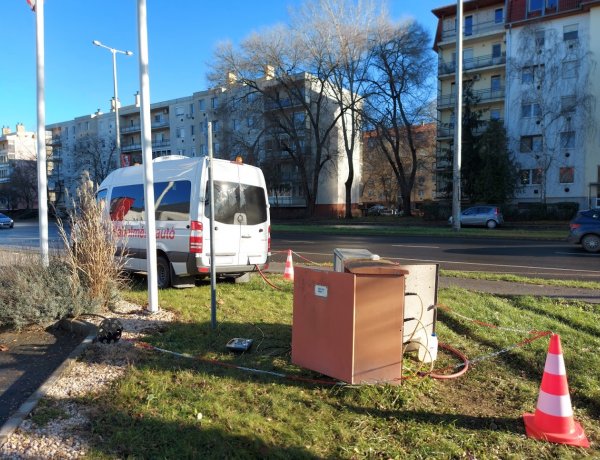 Az éjszakai vihar több elektromos vezetékben is kárt okozott városszerte