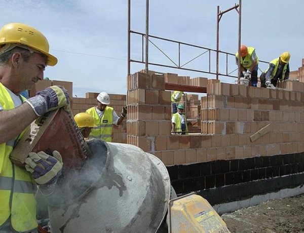 Ismét meghirdeti a kormány az építőipari vállalkozásokat segítő ÉPÍTŐ-programot