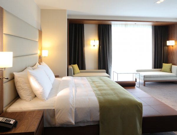 Már utalják az elmaradt foglalások utáni támogatásokat a szálláshelyeknek