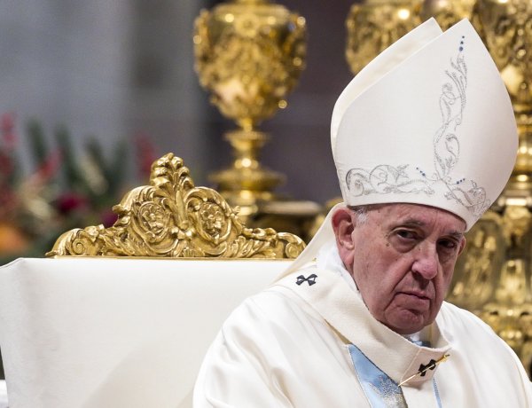 Még nem dőlt el, hogy Ferenc pápa megkapja-e a vakcinát     