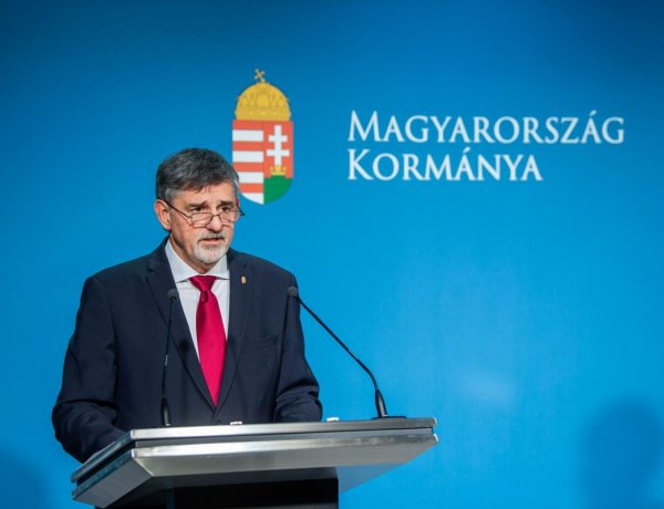 A hétvégi gyorsteszteken az óvodai és iskolai dolgozók 1 százaléka volt pozitív