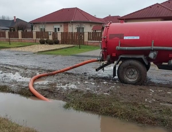 Városüzemeltetési társaság : folyamatos a szivattyúzás a város több utcájában
