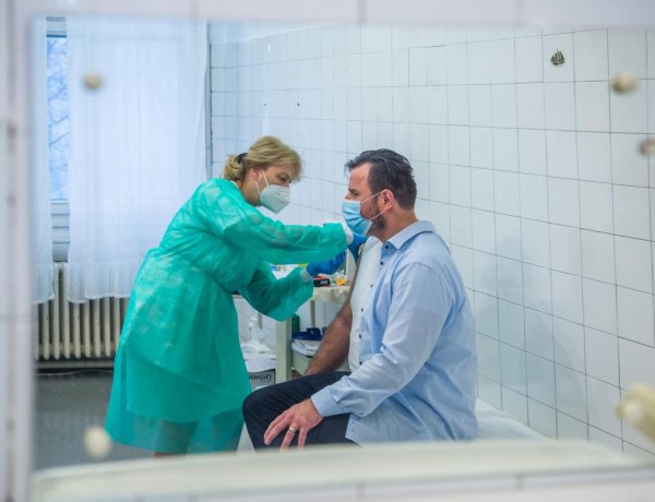 Kormánymegbízott: hatékony az oltások beadása                        