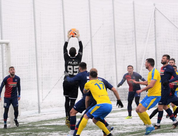 Az első mérkőzés - A Kazincbarcika ellen lépett pályára a Spartacus