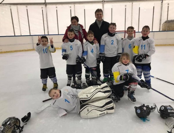 Pályán a jégkorongosok - Három meccsből kettőt nyertek a kicsik 