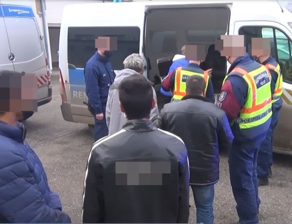 Körözési akciót tartottak Nyíregyházán, 18 személyt elfogtak