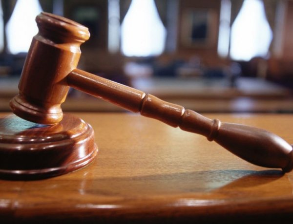 Tanúk meghallgatásával folytatódik a nyíregyházi késelő ügye