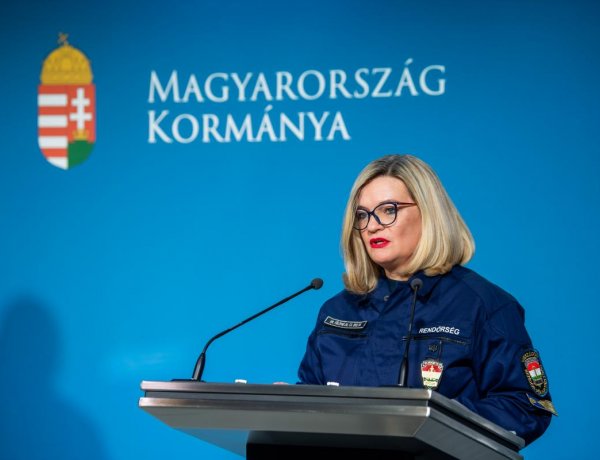 ORFK: senki "ne dőljön be" az internetes bűnözők vakcinahirdetéseinek