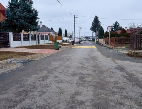 Várják az utcabizalmikat az ötmilliárdos útfejlesztéshez     