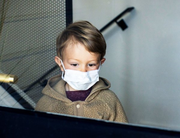 Poszt-COVID-szindróma gyerekeknél – Súlyos tünetekkel kerülnek kórházba a fiatalok