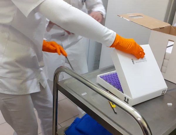 Folyamatosan oltanak koronavírus ellen Nyíregyházán - A védekezés eszköze a vakcina