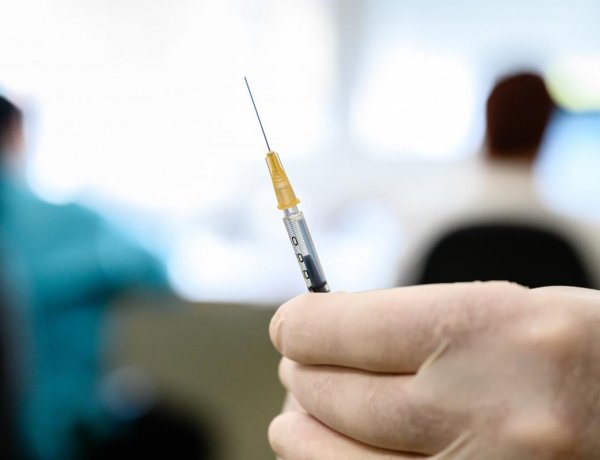 OGYÉI: a kínai vakcina gyártása biztonságos                 