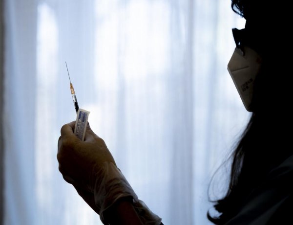 Szijjártó Péter: nemzeti érdek az oltás menetének felgyorsítása