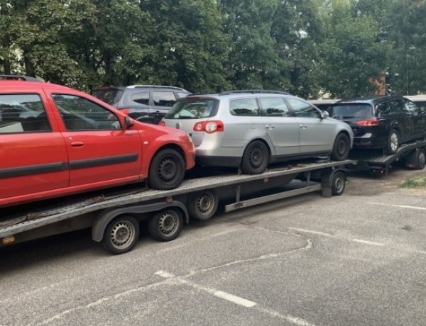 Akár félmillió forintra is büntethetők a balesetveszélyes horrorkaravánok