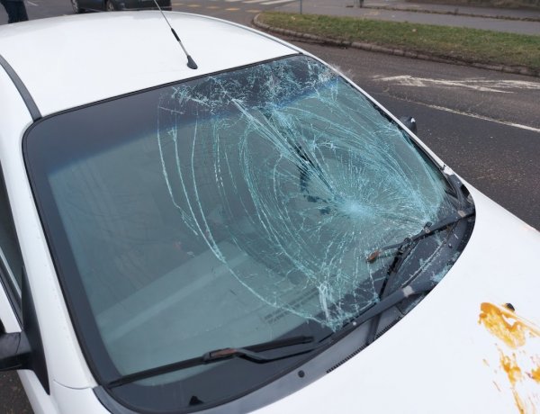 Súlyos sérüléssel szállították kórházba a Rákóczi úton elgázolt kerékpárost