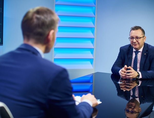 A kormányzati, ágazati bértámogatási programra közel 500 beadvány jött a vállalkozóktól