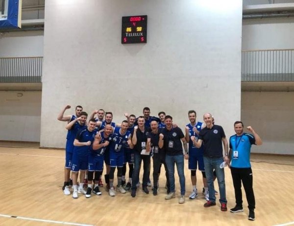 Kupagyőztes kosarasok - Megnyerte a Hepp-kupát a Hübner Nyíregyháza BS