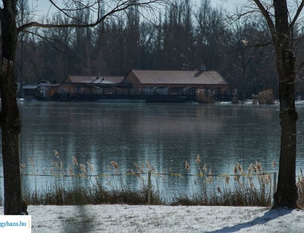 Jégre lépni tilos! – Sem a Sóstói-tó, sem a Bujtosi-tó jege nem alkalmas korcsolyázásra