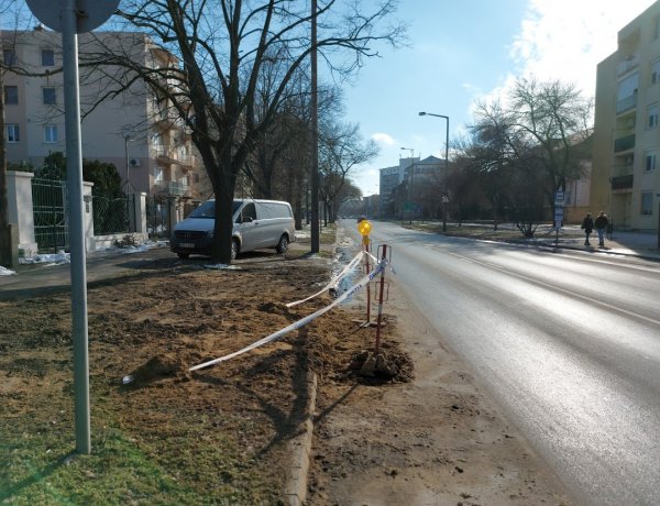 Fokozott figyelemmel közlekedjenek – Helyreállítási munkálatok a Sóstói úton