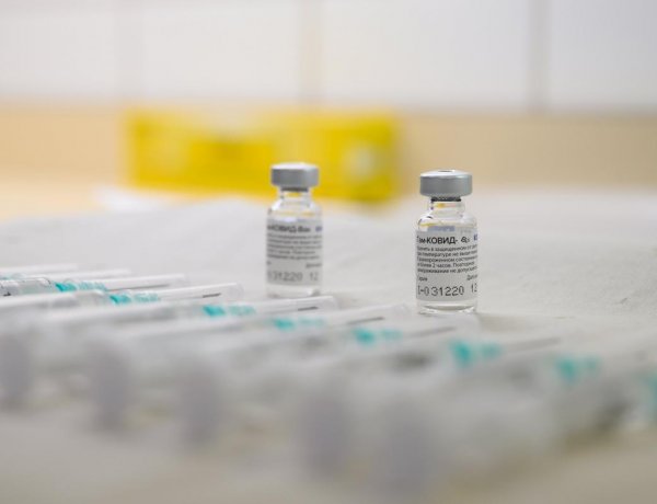 Kedvező az orosz vakcina fogadtatása a vidéki oltópontokon  