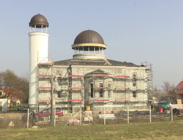 Jó ütemben halad a beruházás – Görögkatolikus templomot építenek Borbányán