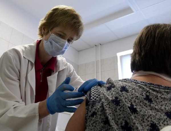 Minden, amit a hétvégi tömeges oltásról tudni kell                 