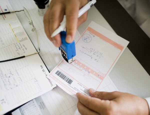 Érvénytelen taj-számmal is jár az oltás                          