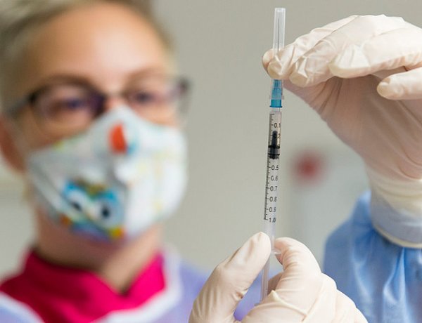 Átoltottságban Magyarország a legsikeresebb az Európai Unióban