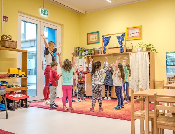 Lesz gyermekfelügyelet hétfőtől az óvodákban, iskolákban    