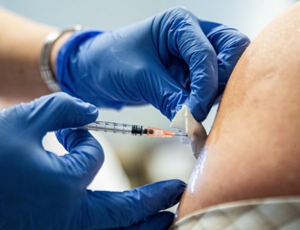 Galgóczi: több százezer ember beoltását tervezik a következő egy hétben