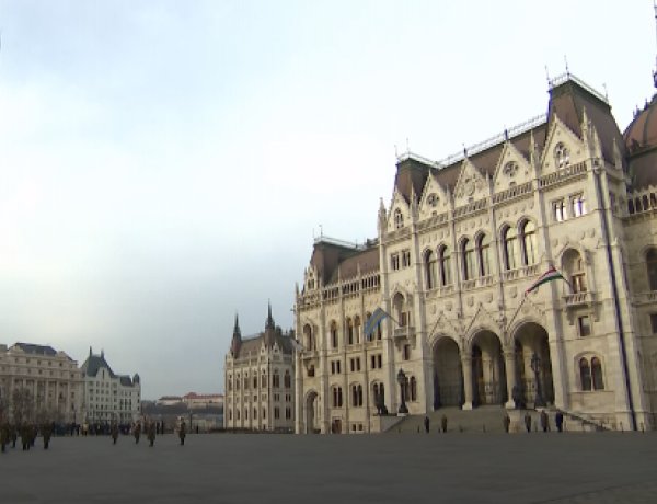 Áder János: képesek vagyunk-e jobban összefogni a közös ellenséggel szemben?