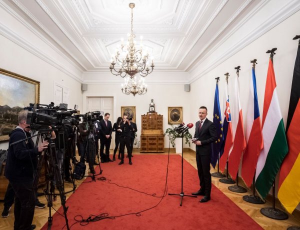 Szijjártó: nem lehet diszkriminatív az esetleges vakcinaútlevél