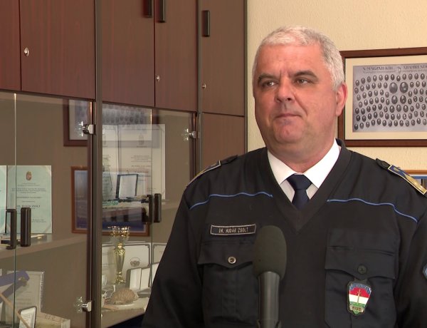 Elismerés – A Magyar Arany Érdemkereszt kitüntetését kapta dr. Hudák Zsolt rendőr ezredes