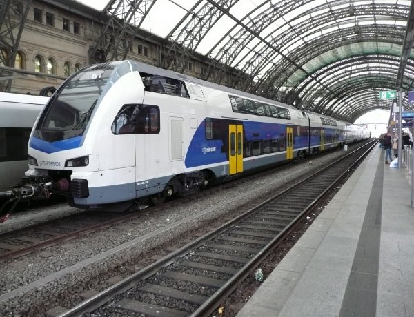 Emeletes motorvonatok: elsősorban a budapesti elővárosi vonalakon közlekednek majd