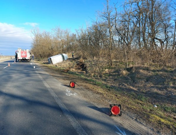 Két autó ütközött Nyírtelek és Gyulatanya között szerda reggel, egy személy kórházban