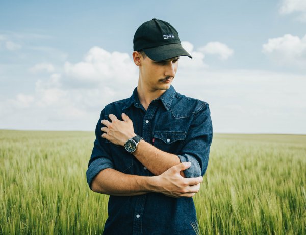 Interjú! Nyíregyházán nőtt fel, ma már világmárkát fotóz Gresó Áron