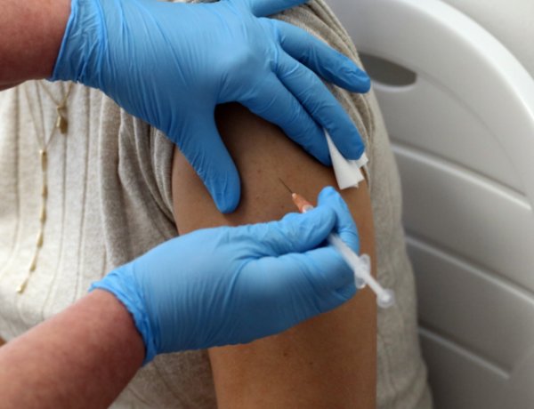 Víruskutató: a következő napokban tetőzhet a járvány                      