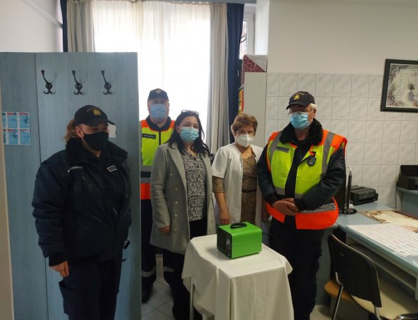Háziorvosi rendelőben végeztek ózongenerátoros fertőtlenítést az örökösföldi polgárőrök