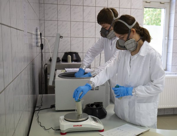 Közel van a harmadik hullám teteje a szakértő szerint              